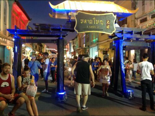 Apartamento Phuket Town Budget House