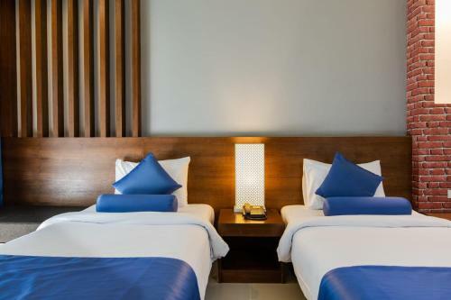Hotel Blu Boat Pool Access Resort