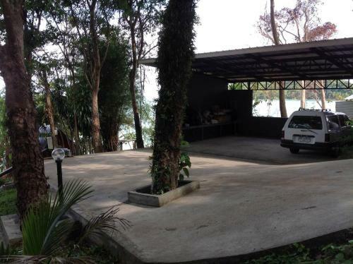 Koh Sirey Beachfront Pool Villa 2 Bedrooms
