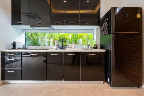 La Belle Pool Villa Phuket - Tropical Modern Living
