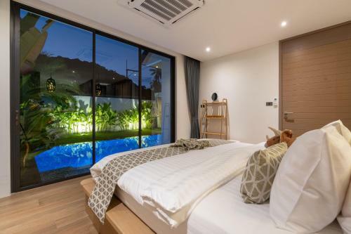 La Belle Pool Villa Phuket - Tropical Modern Living