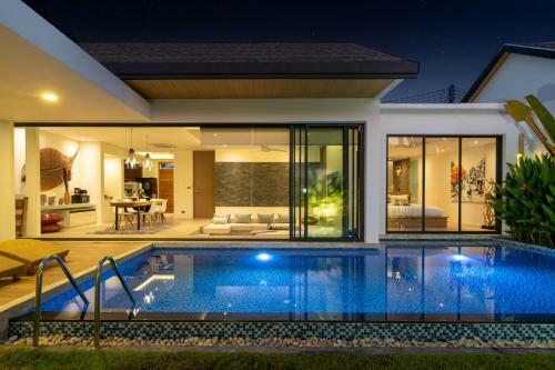 La Belle Pool Villa Phuket - Tropical Modern Living