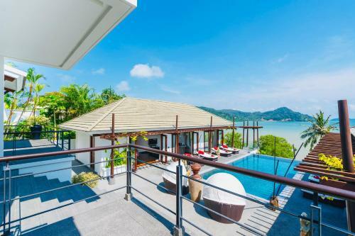 D-lux 4 Bed Sea View Villa With Private Beach