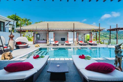 D-lux 4 Bed Sea View Villa With Private Beach