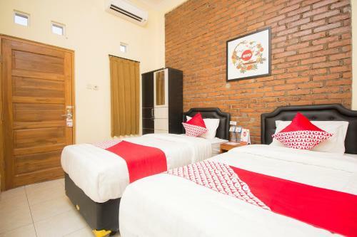 Hotel Oyo 952 Annisa Syariah Residence