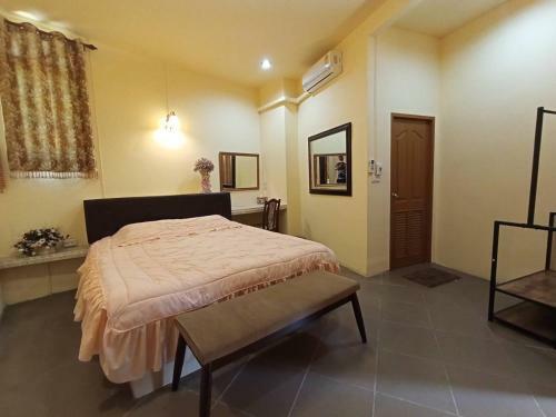 Bed & Breakfast Kireeya Villa