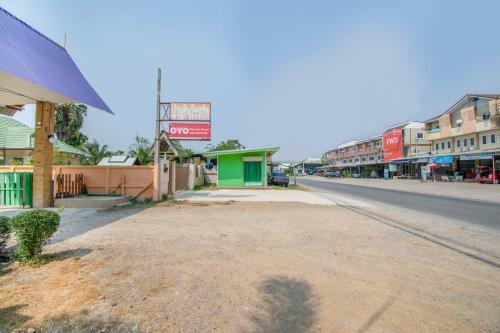 Hotel Oyo 712 Baandin Resort