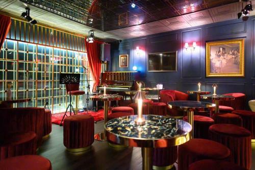 Dream Factory Hotel