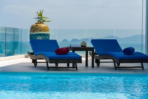 Fabuleuse Villa Aliz�s, Vue Mer Avec V�hicule 4x4