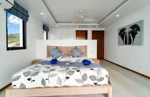 Fabuleuse Villa Aliz�s, Vue Mer Avec V�hicule 4x4