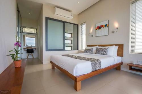 4 Bedroom Luxury Sea View Villa Lilac