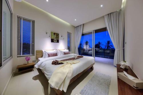 3 Bedroom Luxury Sea View Villa Zoe