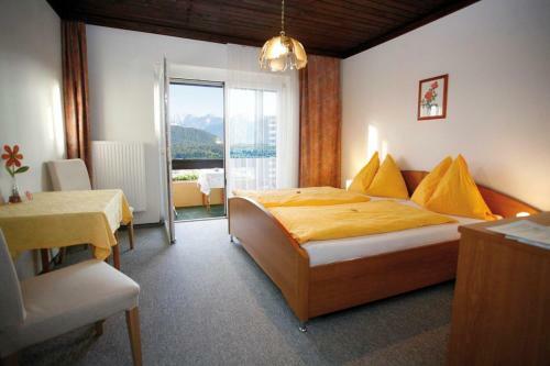 Hostal Hotel Garni Fr�hst�ckspension Neff