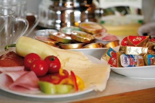 Hostal Hotel Garni Fr�hst�ckspension Neff