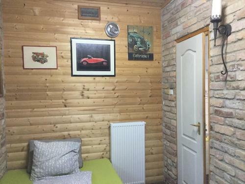 Hostal Old's Car Zimmer & Apartment Vermietung