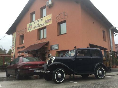 Hostal Old's Car Zimmer & Apartment Vermietung