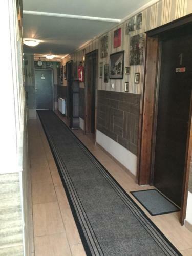 Hostal Old's Car Zimmer & Apartment Vermietung