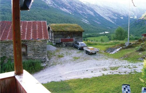 Holiday Home Jostedal F�berg