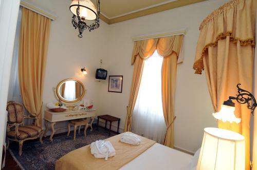 Pyrgos Of Mytilene Hotel