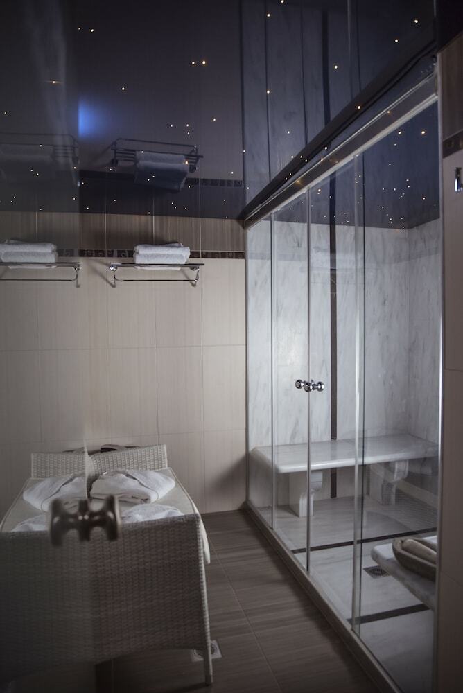 Theofilos Paradise Boutique Hotel