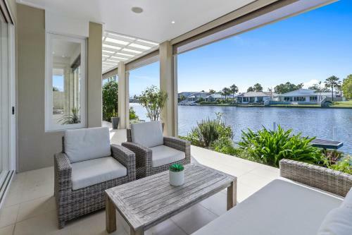 Elegance On The River, Noosa Waters