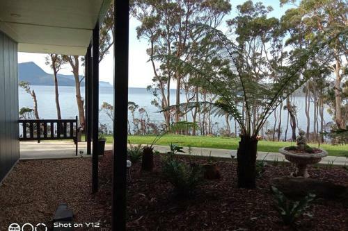 Villa The Cove... On The Rocks At Port Arthur