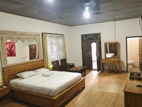 Lodge Pondok Legon House