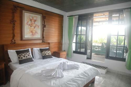 Lodge Pondok Legon House