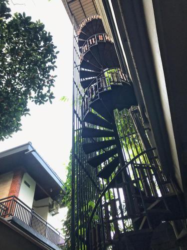 Lodge Pondok Legon House