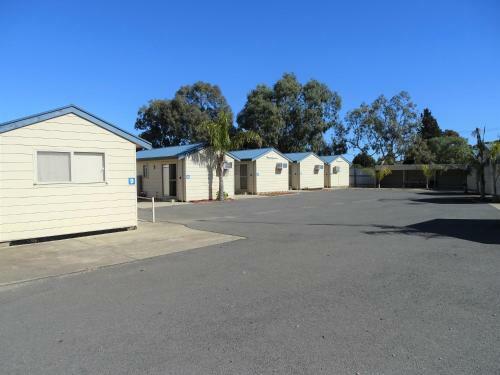 Moonta Bay Cabins - Cabin 7