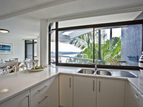 Panorama 200 Apartment 7 Upper Hastings Street 70