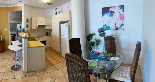 Tropical One Bedroom Apartment At The Mediterranean