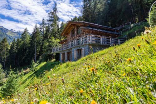 Fabulous Luxury Spa Chalet W. Jacuzzi Sauna