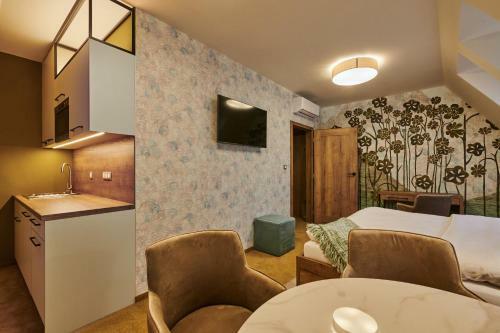 Hotel Alfr�d A Herm�na