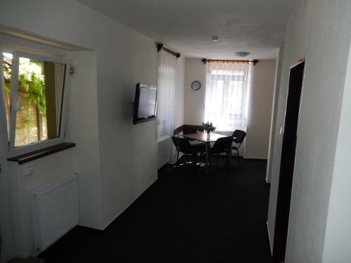 Hostal Ubytov�n� Ron?perk Pob??ovice