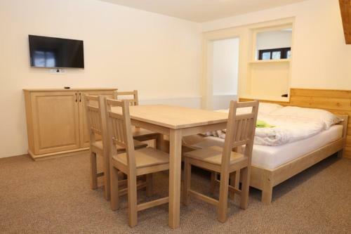 Hostal Apartmany Na Salasi