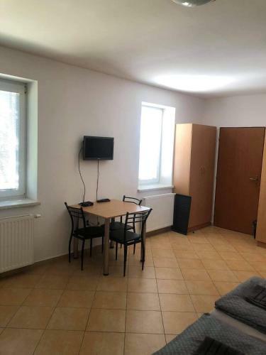 Hostal Penzion Adam?�k