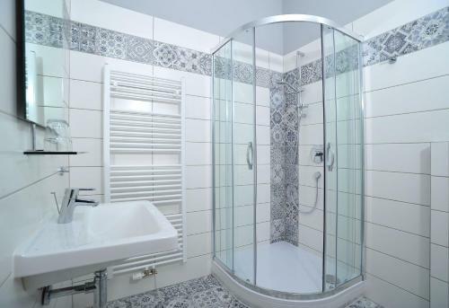 Hostal Penzion Kr�lovsk� L�zn?