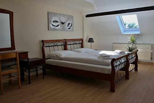 Hostal Penzion Kr�lovsk� L�zn?
