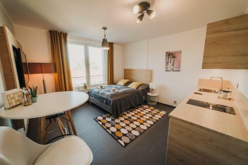 Apartamento Beautiful New Studio, 400m From The Square