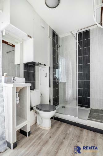 Game House - Plein Centre De B�ziers