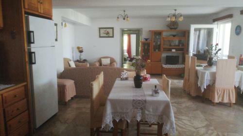 Koulas House Paros