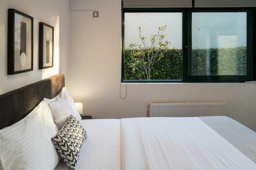Apartamento The H Experience - The Blue Lounge With Swimming Pool