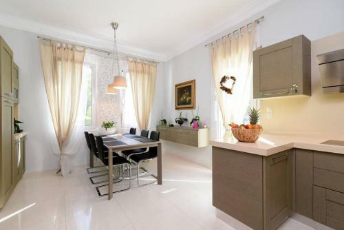 Villa Athens Seaview