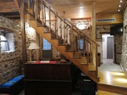 Hostal Riverbed Traditional Guest House