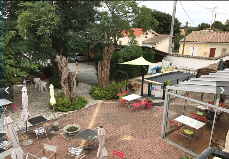 Hotel Les Vieux Acacias