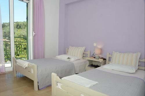 Penelope - Loggos Apartments