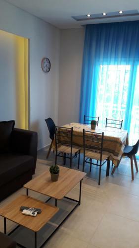 House Dilena Tsimtsiri Luxury Apartment 2