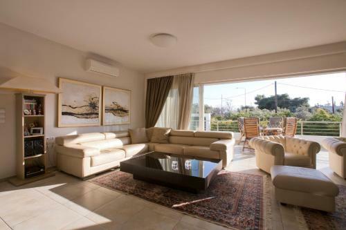 Luxury Villa Loutraki With Private Heated Pool