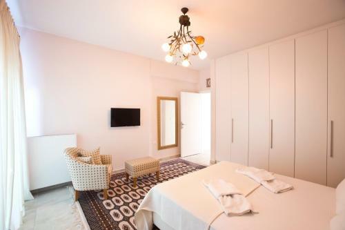 Luxury Villa Loutraki With Private Heated Pool